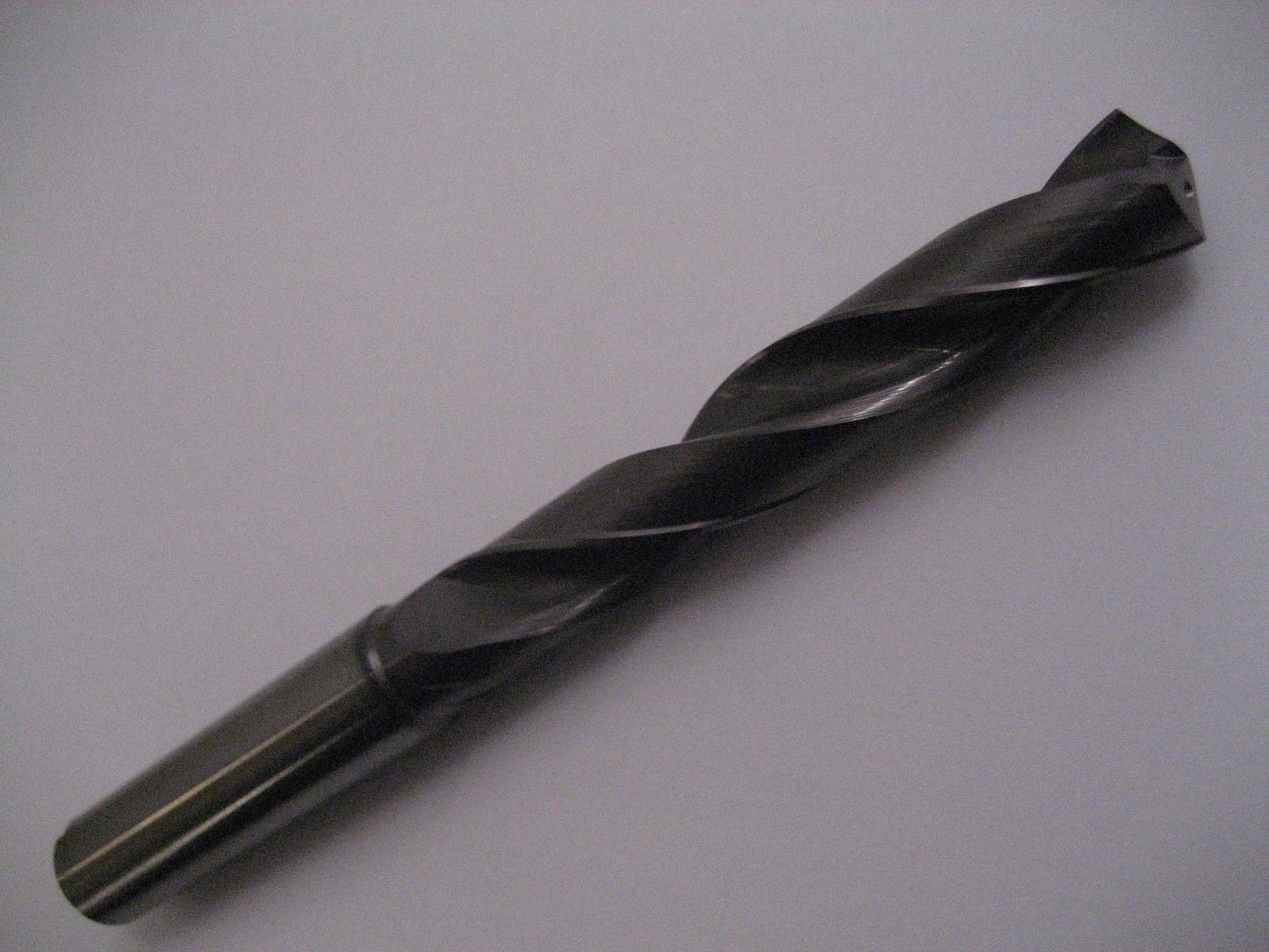 17mm CARBIDE 5 x D Through Coolant Coated Gold Drill